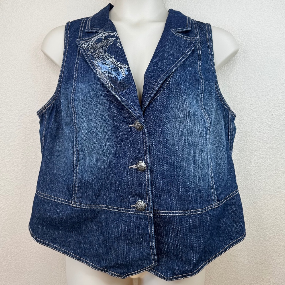 Venezia Womens Blue Denim Embroidered Button Up Jean Jacket Vest Plus Sz. 18/20
